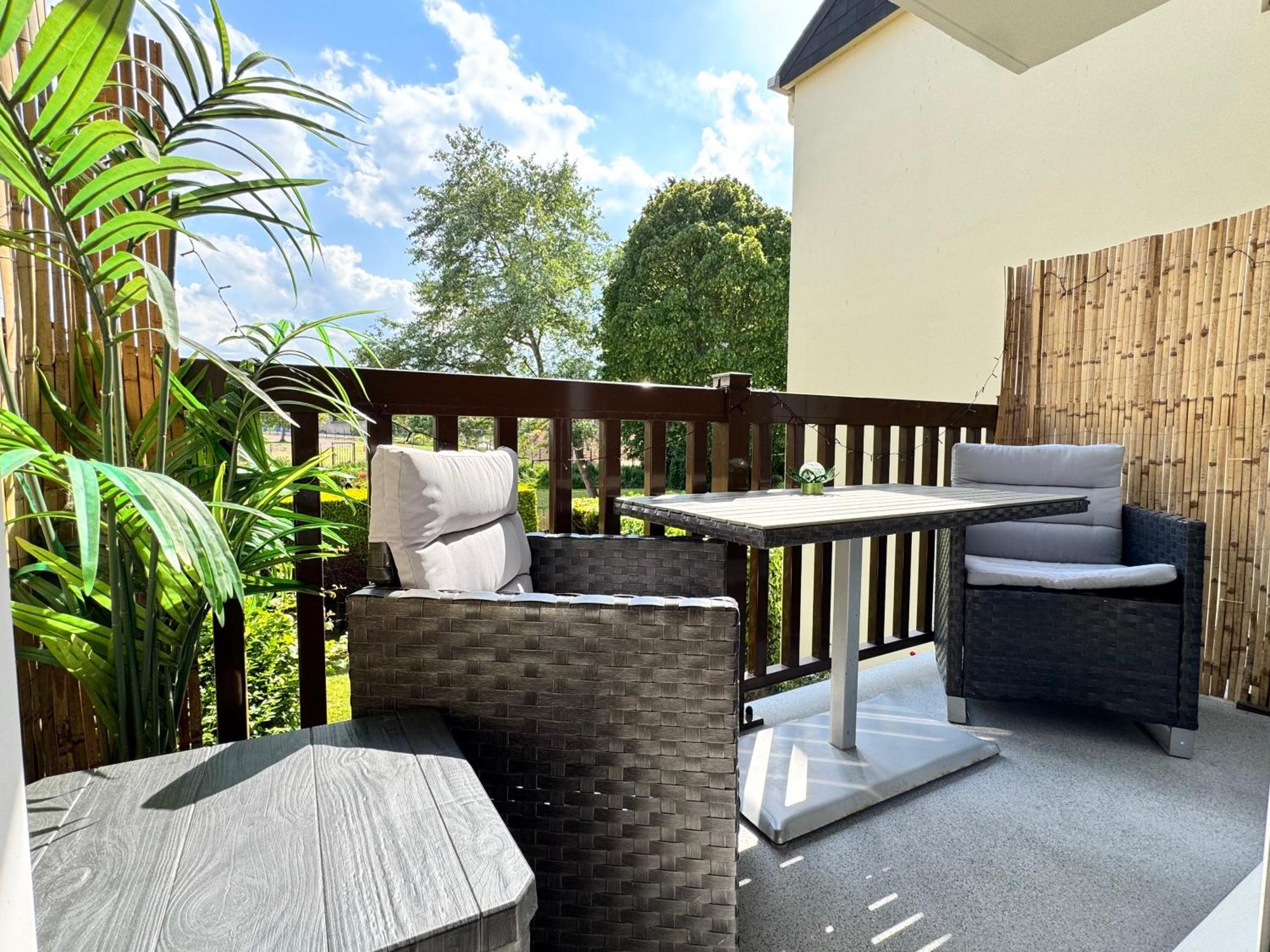 Studio La Petite Oasis- Ideal Couple - Calme - Balcon Sud - Lumineux - 10Min Du Centre & Plage - Proche Centre Juno Beach - Wifi กูร์เซิล-โซร์-แม ภายนอก รูปภาพ